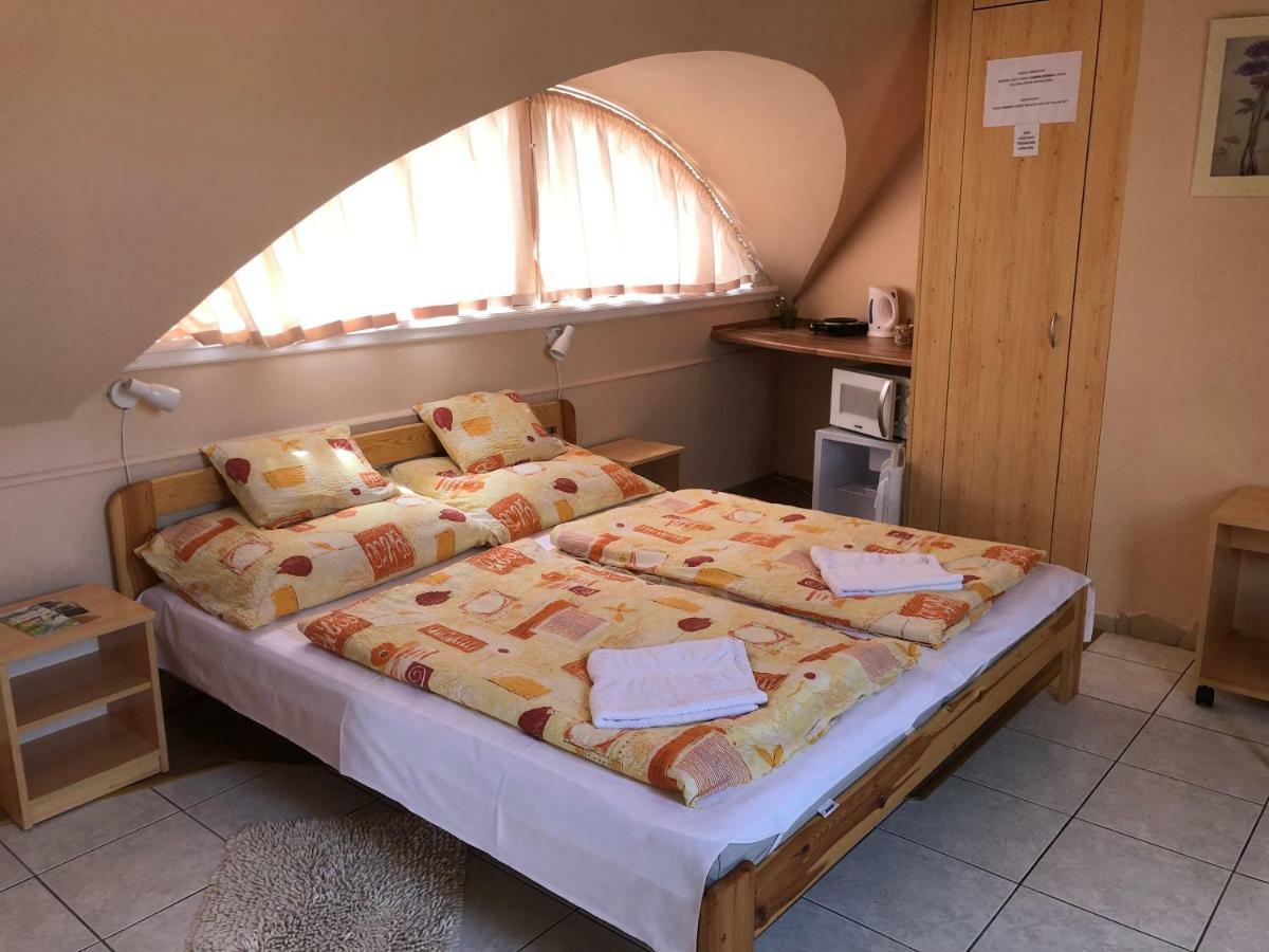 Óvár 12 Vendégház Tokaj Extérieur photo